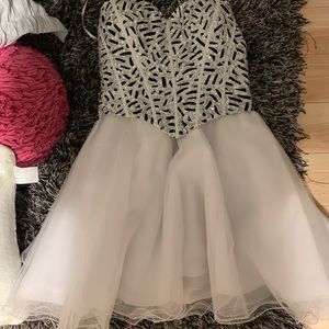 PROMGIRL white short dress